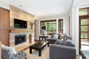 Fitzsimmons Walk 13 | Luxury Townhome Near Village, Hot Tub, Parking